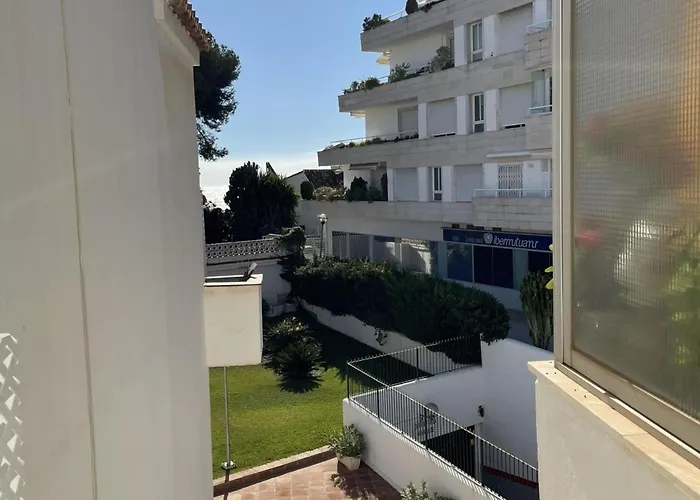 Homely Del Mar 5 * Marbella