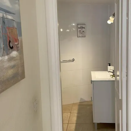 Homely Del Mar 5 Apartment