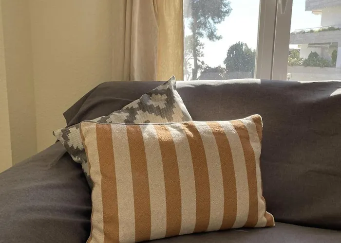 Homely Del Mar 5 Marbella