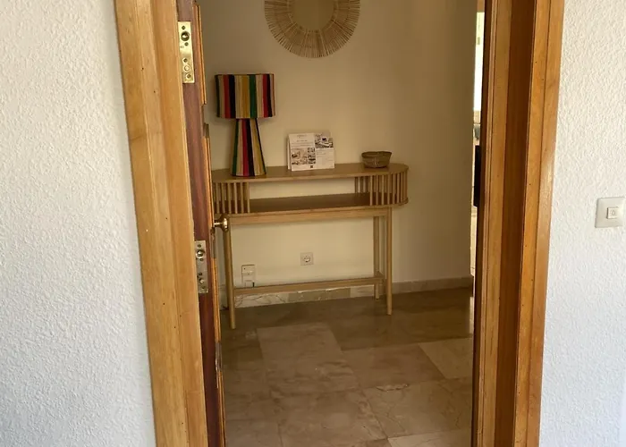 Homely Del Mar 5 Apartman