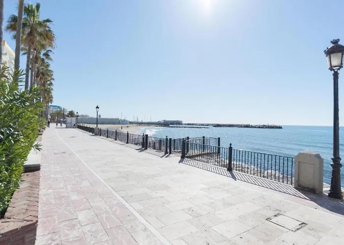 Homely Del Mar 5 Lägenhet Marbella