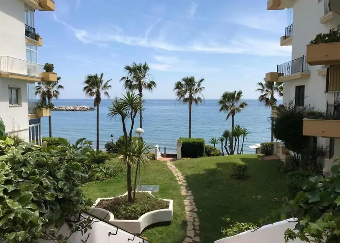 Homely Del Mar 5 Marbella